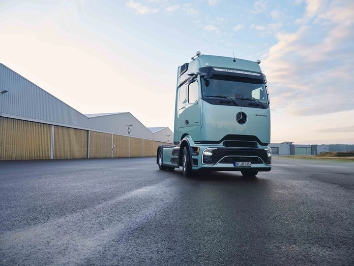 Yeni Mercedes-Benz Actros L Türkiye Pazarına Sunuldu