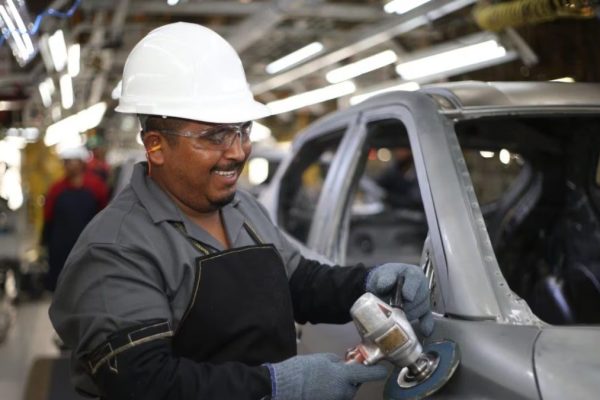 Nissan’dan Sürpriz Karar: 60 Yıllık Meksika Fabrikasını Kapatıyor